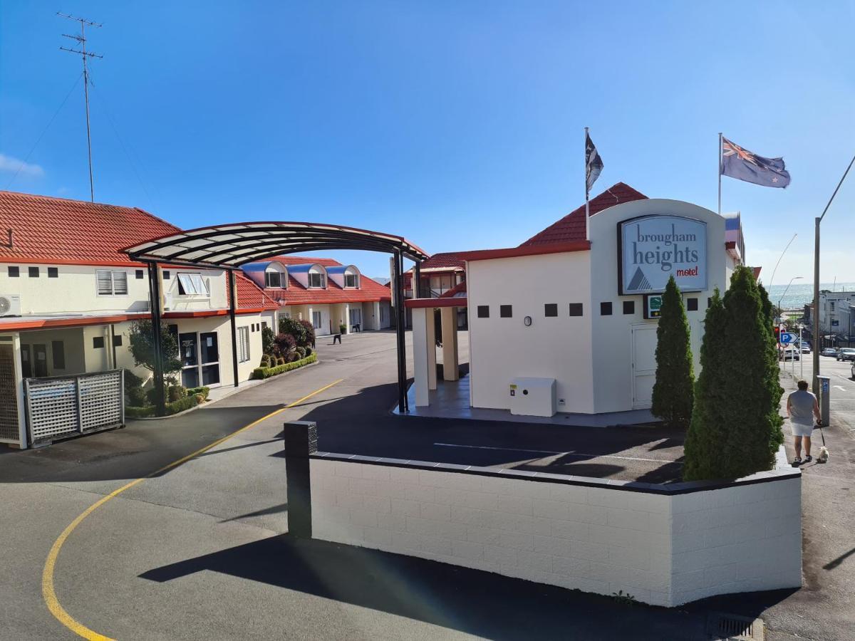 Brougham Heights Motel New Plymouth Exterior photo